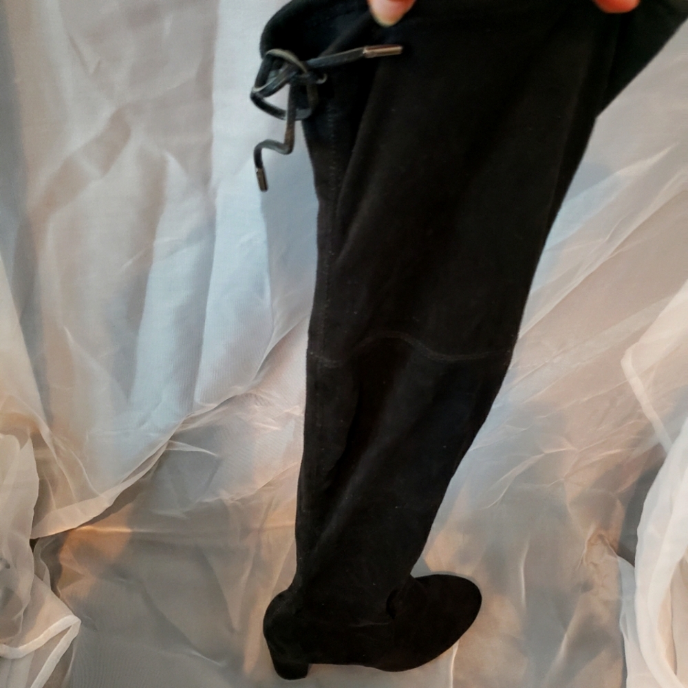 Black Knee High Short Heel/Boots